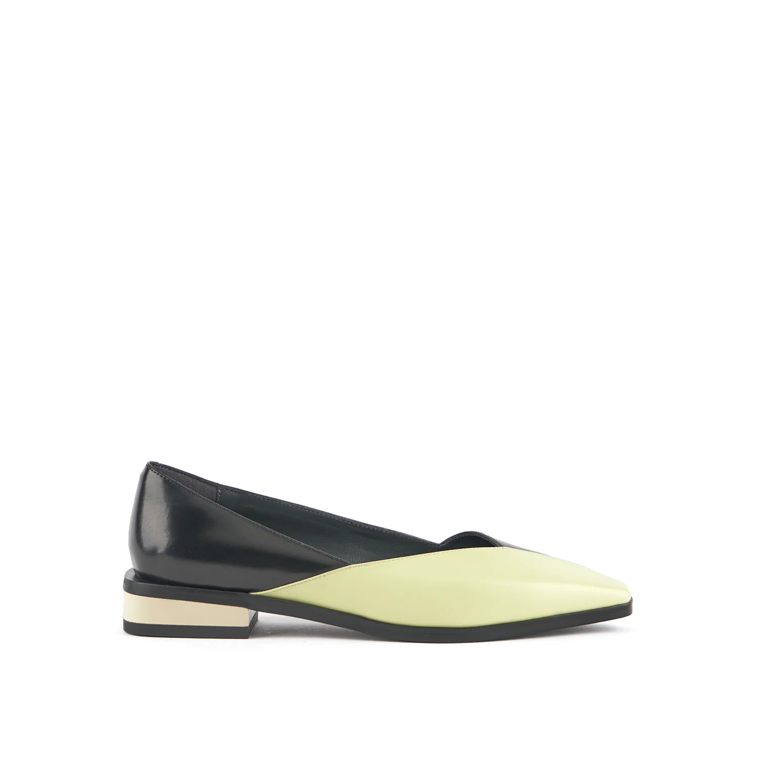 End of Season Sale: Flats